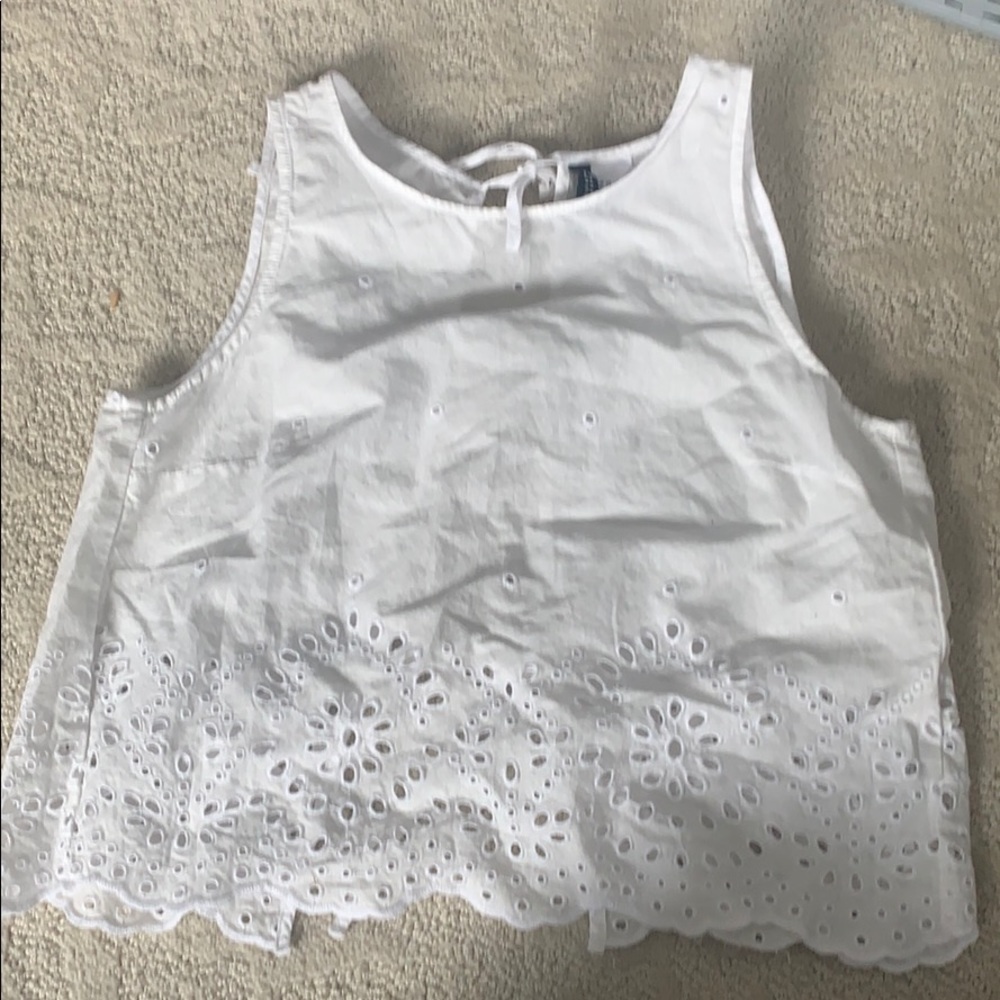Short tank top